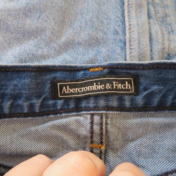 Abercrombie & Fitch - Jean Shorts Distressed Size 26 - Picture 4 of 4